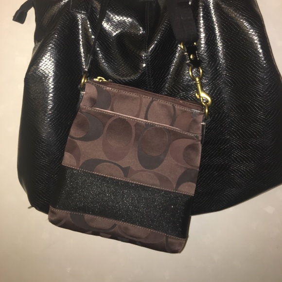 Coach crossbody bag - Picture 3 of 3